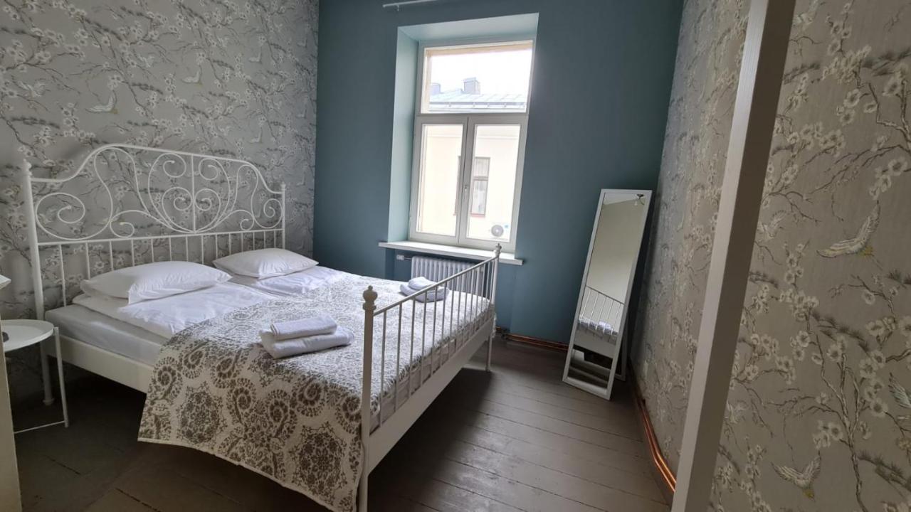 Blue Bird Hostel In Riga Old Town Екстериор снимка
