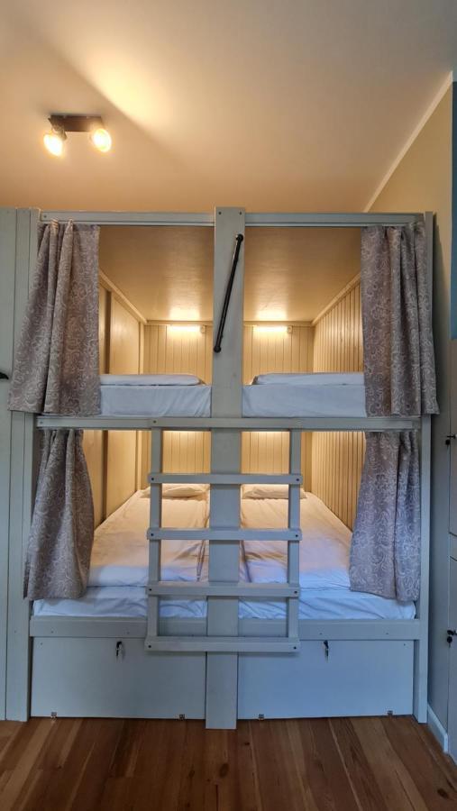 Blue Bird Hostel In Riga Old Town Екстериор снимка