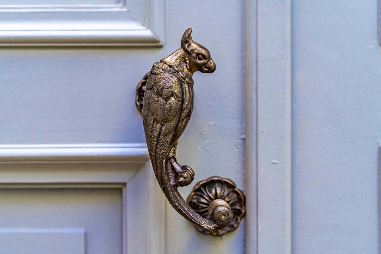 Blue Bird Hostel In Riga Old Town Екстериор снимка